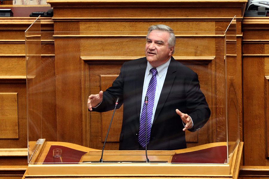 Ο ειδικός αγορητής του ΠΑΣΟΚ - Κινήματος Αλλαγής, βουλευτής Χάρης Καστανίδης μιλάει στην Ολομέλεια της Βουλής, στη μόνη συζήτηση και ψήφιση επί της αρχής των άρθρων και του συνόλου του σχεδίου νόμου του Υπουργείου Δικαιοσύνης: «Διαδικασία άρσης του απορρήτου των επικοινωνιών, κυβερνοασφάλεια και προστασία προσωπικών δεδομένων πολιτών», Πέμπτη 8 Δεκεμβρίου 2022.  ΑΠΕ-ΜΠΕ/ΑΠΕ-ΜΠΕ/Αλέξανδρος Μπελτές