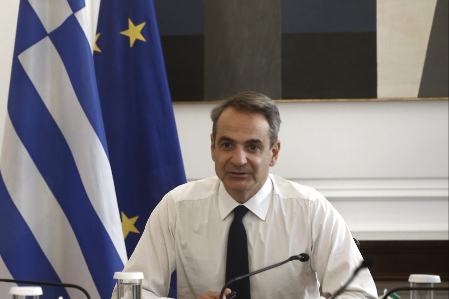 Ο πρωθυπουργός Κυριάκος Μητσοτάκης μιλάει κατά τη διάρκεια σύσκεψης με την ηγεσία του υπουργείου Παιδείας Θρησκευμάτων και Αθλητισμού το Μέγαρο Μαξίμου, στην Αθήνα Πέμπτη 27 Ιουλίου 2023. ΑΠΕ-ΜΠΕ/ΑΠΕ-ΜΠΕ/ΓΙΑΝΝΗΣ ΚΟΛΕΣΙΔΗΣ