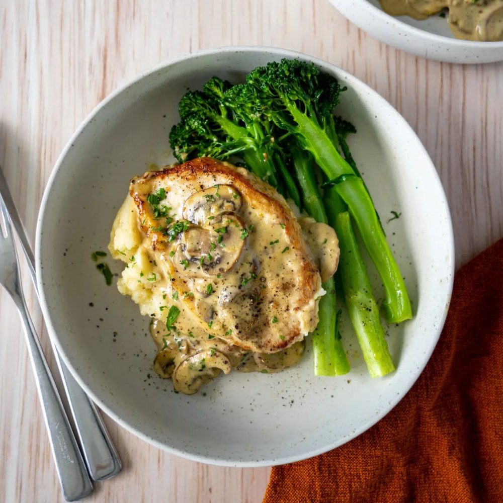 Chicken-with-Creamy-Mushroom-Sauce