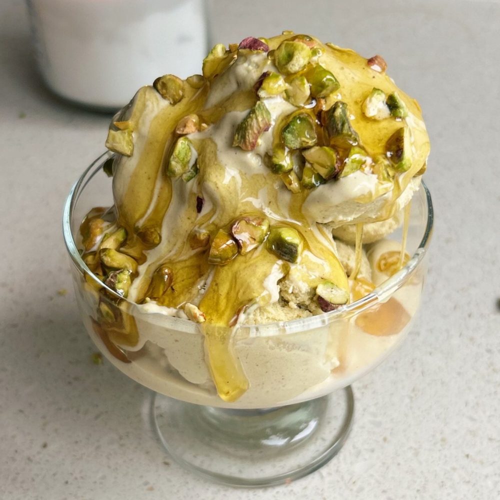 Pistachio-Ice-Cream-made-at-home