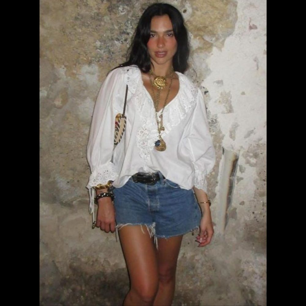 dua-lipa-summer-fashion