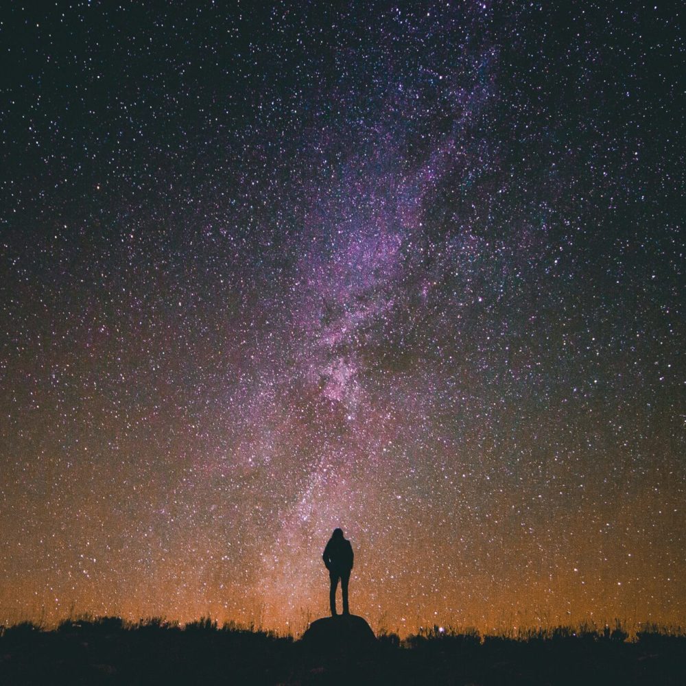 greg-rakozy-sky-unsplash