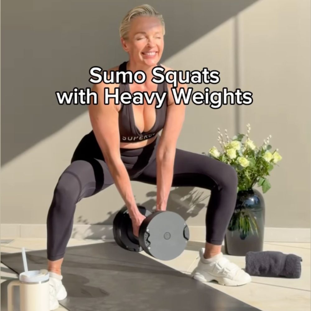 sumo-squat